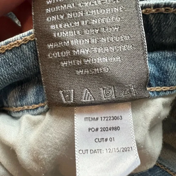 Torrid Denim Women's Shorts Size 16 - Picture 5 of 6